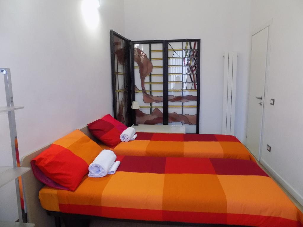 บุ้คกิ้ง เฮาส์ Bed & Breakfast โรม ภายนอก รูปภาพ