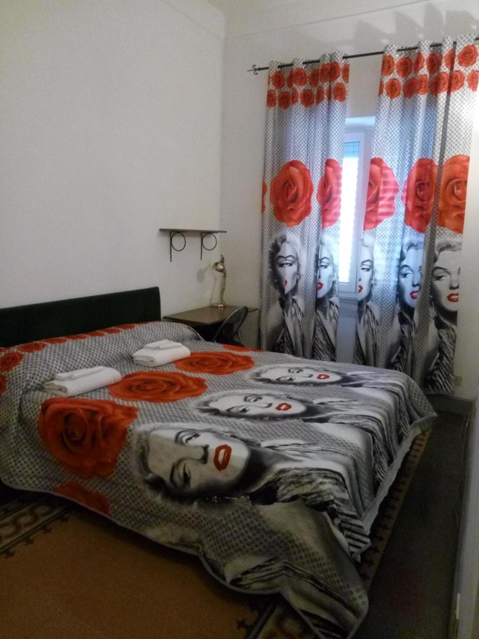 บุ้คกิ้ง เฮาส์ Bed & Breakfast โรม ภายนอก รูปภาพ