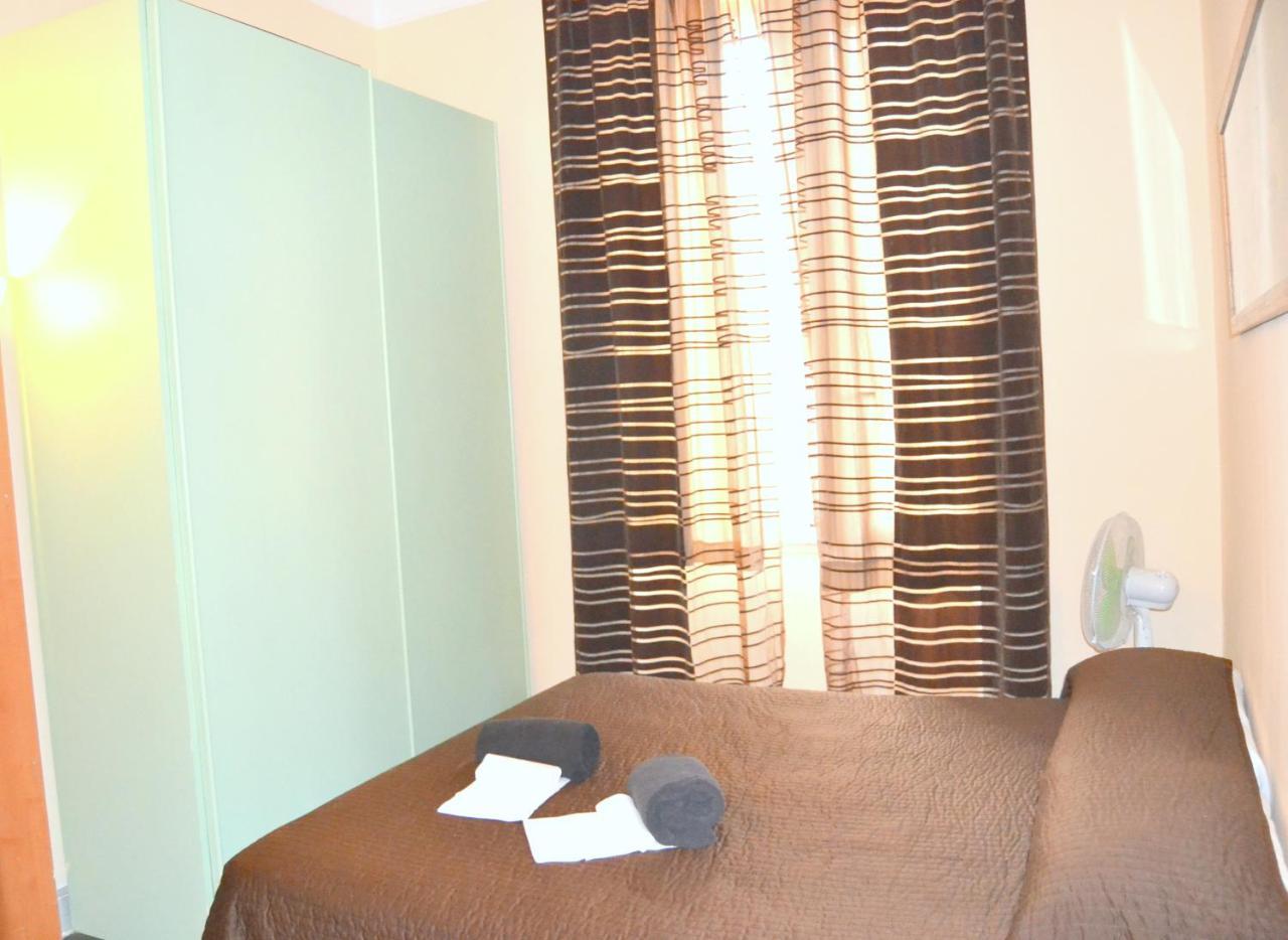 บุ้คกิ้ง เฮาส์ Bed & Breakfast โรม ภายนอก รูปภาพ